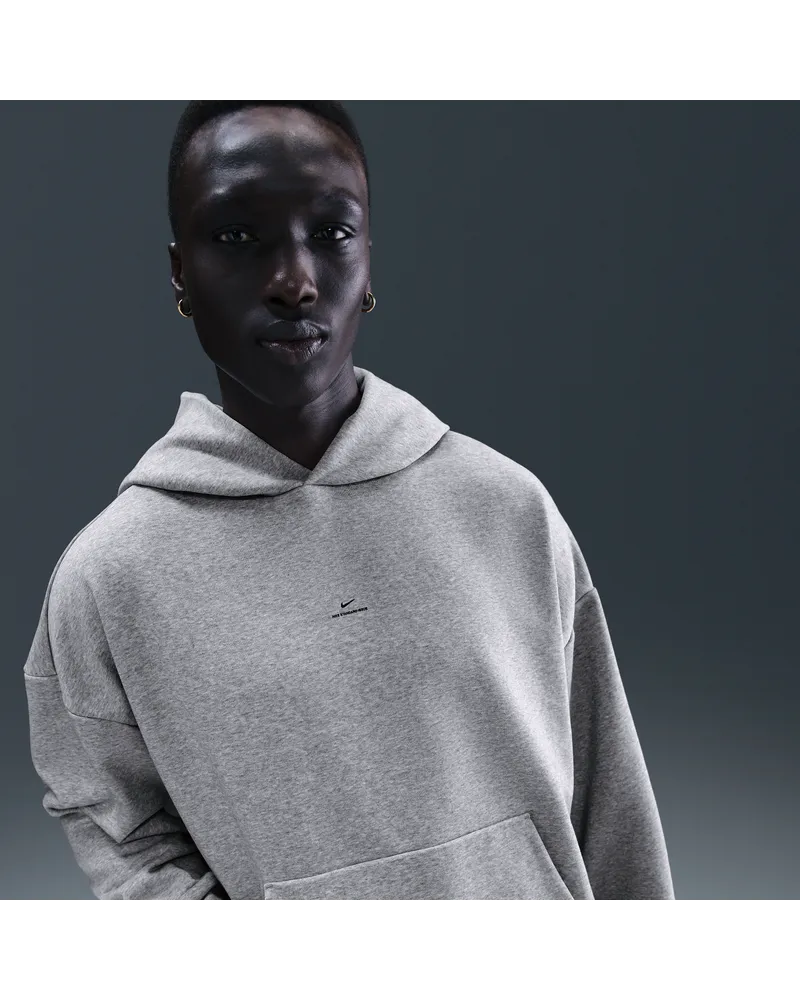 Nike Standard Issue Therma-FIT-Basketball-Hoodie aus gebürstetem Fleece (Herren) - Grau Grau