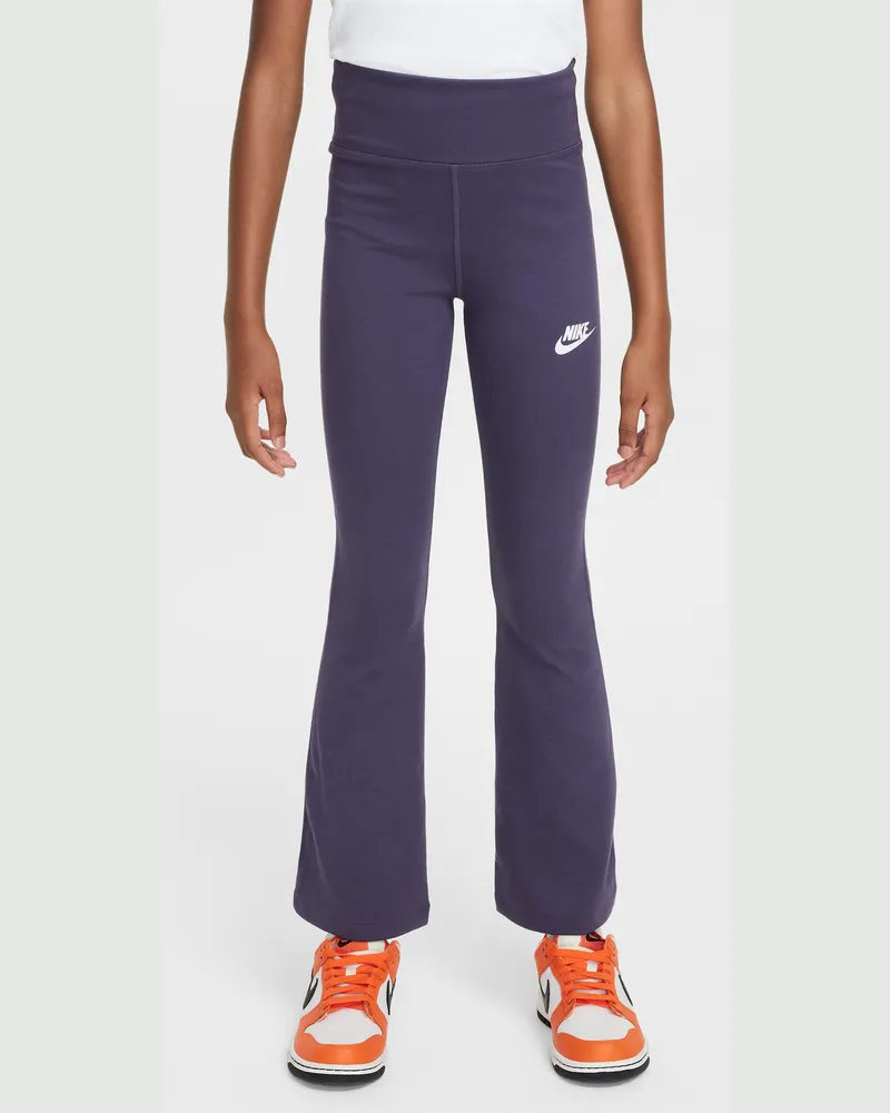 Nike Sportswear Classic Leggings mit hohem Bund und ausgestelltem Bein für Mädchen - Lila Lila