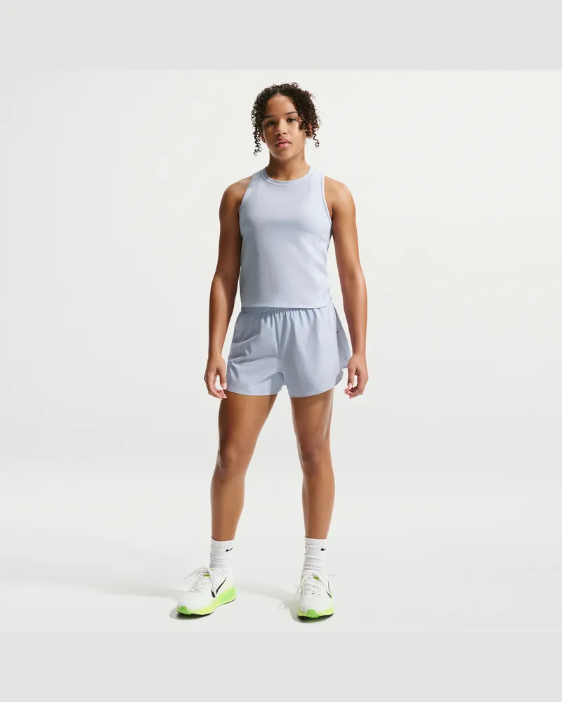 Nike MAVN Dri-FIT Repel Laufshorts mit mittelhohem Bund (Mädchen, ca. 8 cm) - Grau Grau
