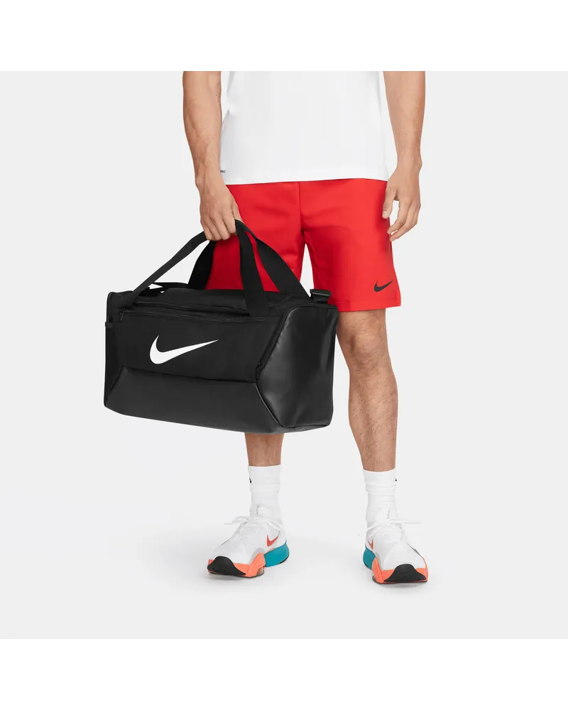 Nike Brasilia Sporttasche fürs Training (klein, 41 l) - Schwarz Schwarz