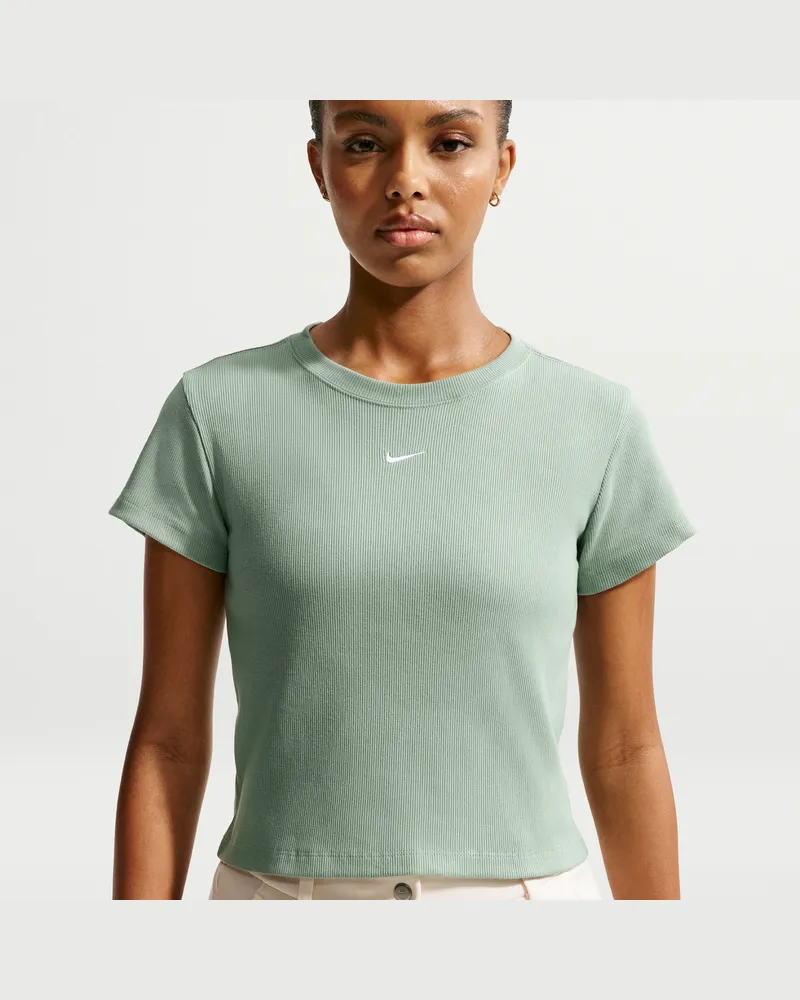 Nike Geripptes Kurzarm-T-Shirt mit enger Passform (Damen) - Grün Grün