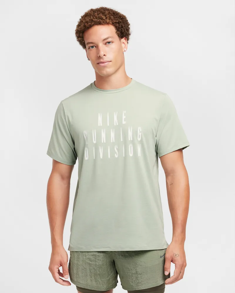 Nike Rise 365 Running Division Dri-FIT Kurzarm-Laufoberteil (Herren) - Grün Grün