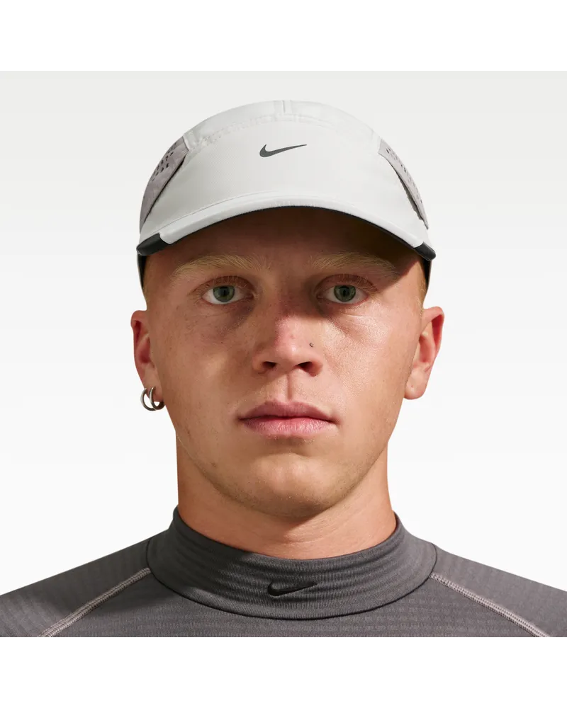Nike Fly unstrukturierte Nike Tech Cap - Grau Grau