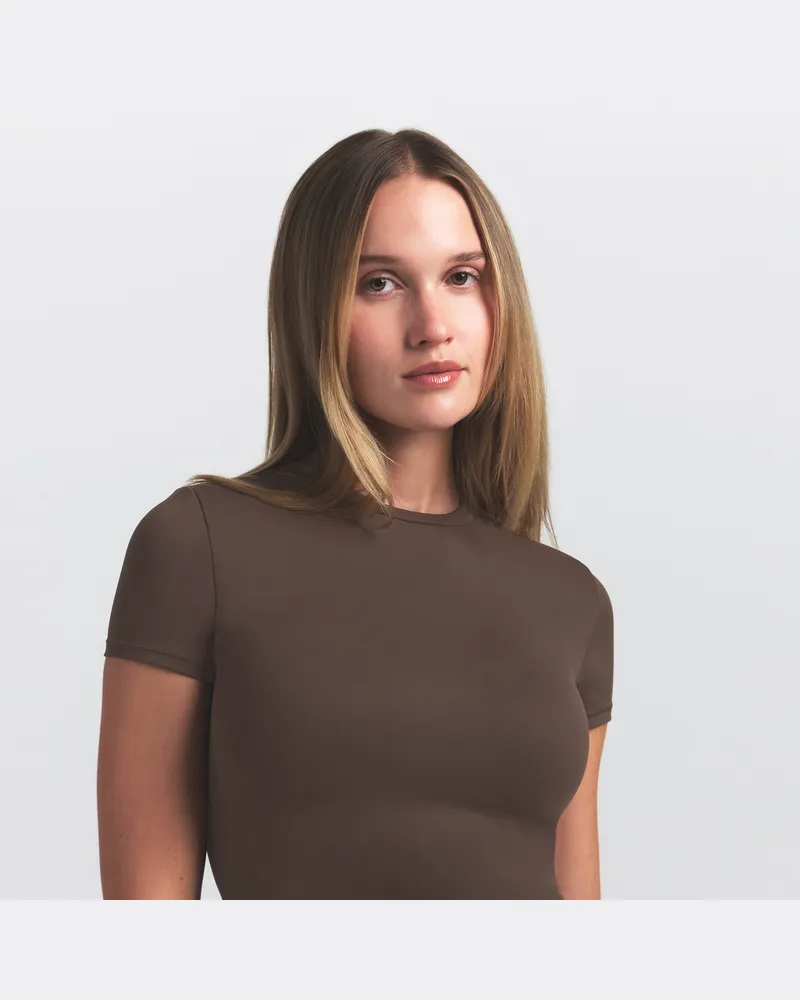 Nike SKIMS Matte gepolstertes Baby-T-Shirt (Damen) - Braun Braun