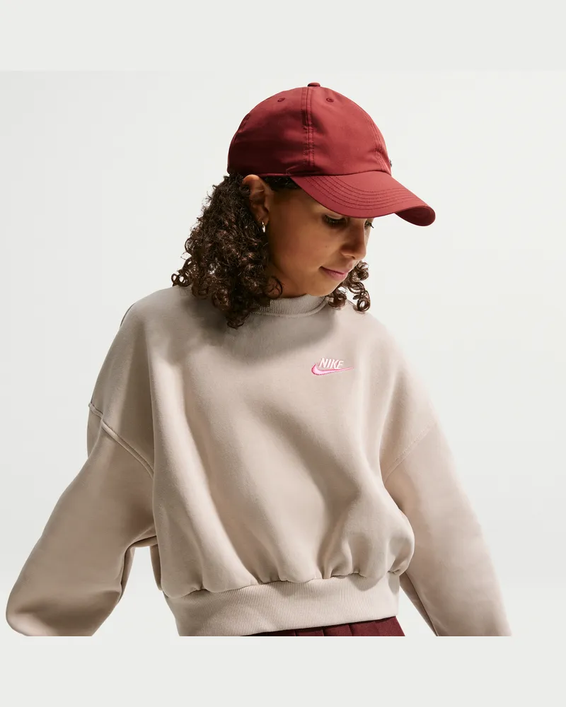 Nike Club Fleece-Sweatshirt mit Rundhalsausschnitt und kastiger Passform (Mädchen) - Braun Braun