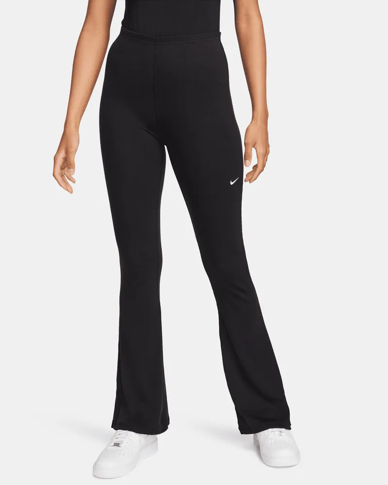 Nike Eng anliegende  Sportswear Chill Knit Mini-Rib-Leggings mit ausgestelltem Bein für Damen - Schwarz Schwarz