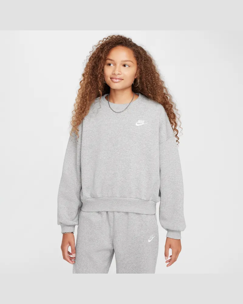 Nike Sportswear Club Fleece-Sweatshirt mit Rundhalsausschnitt und kastiger Passform (Mädchen) - Grau Grau