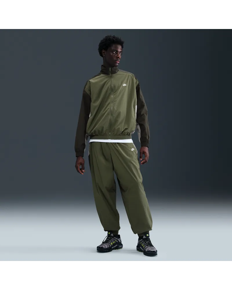 Nike Club gewebte Oversize-Trainingshose (Herren) - Grün Grün