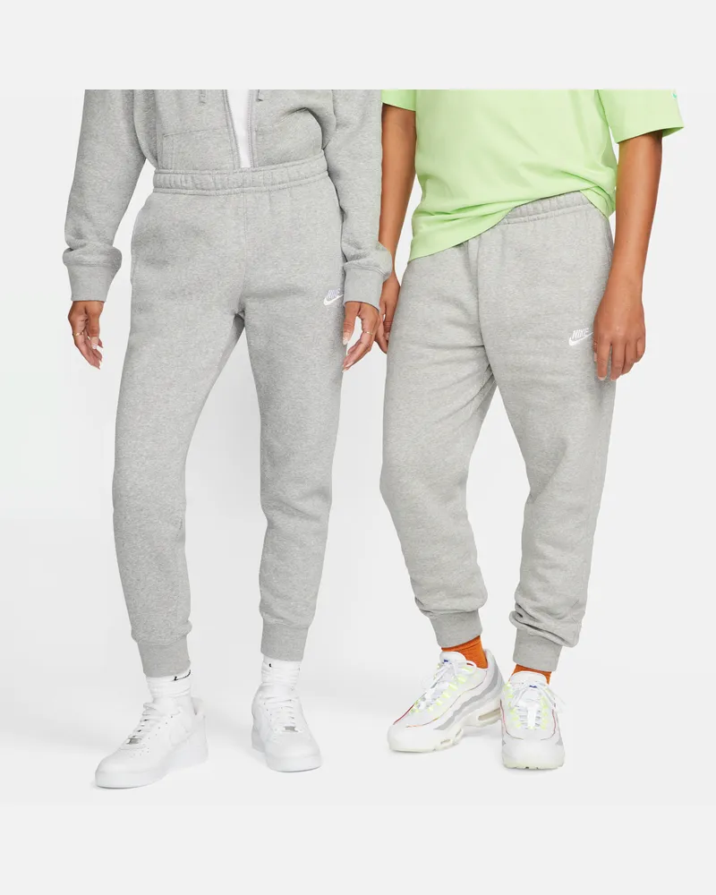 Nike Sportswear Club Fleece Jogginghose Grau