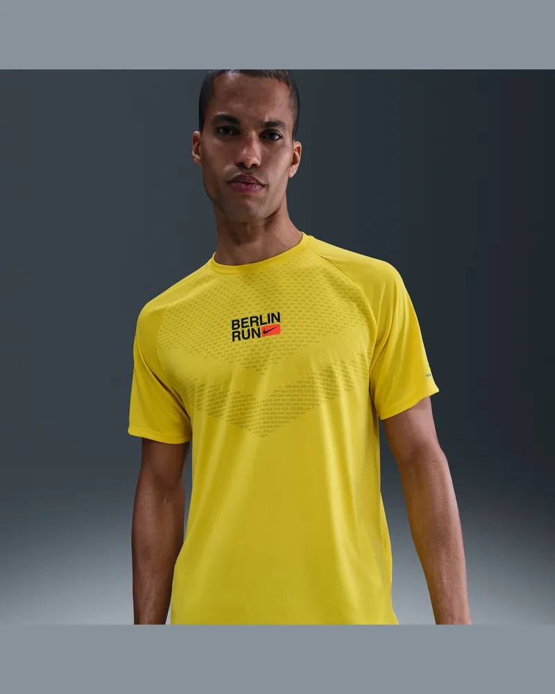 Nike Stride Dri-FIT ADV Kurzarm-Laufoberteil (Herren) - Gelb Gelb