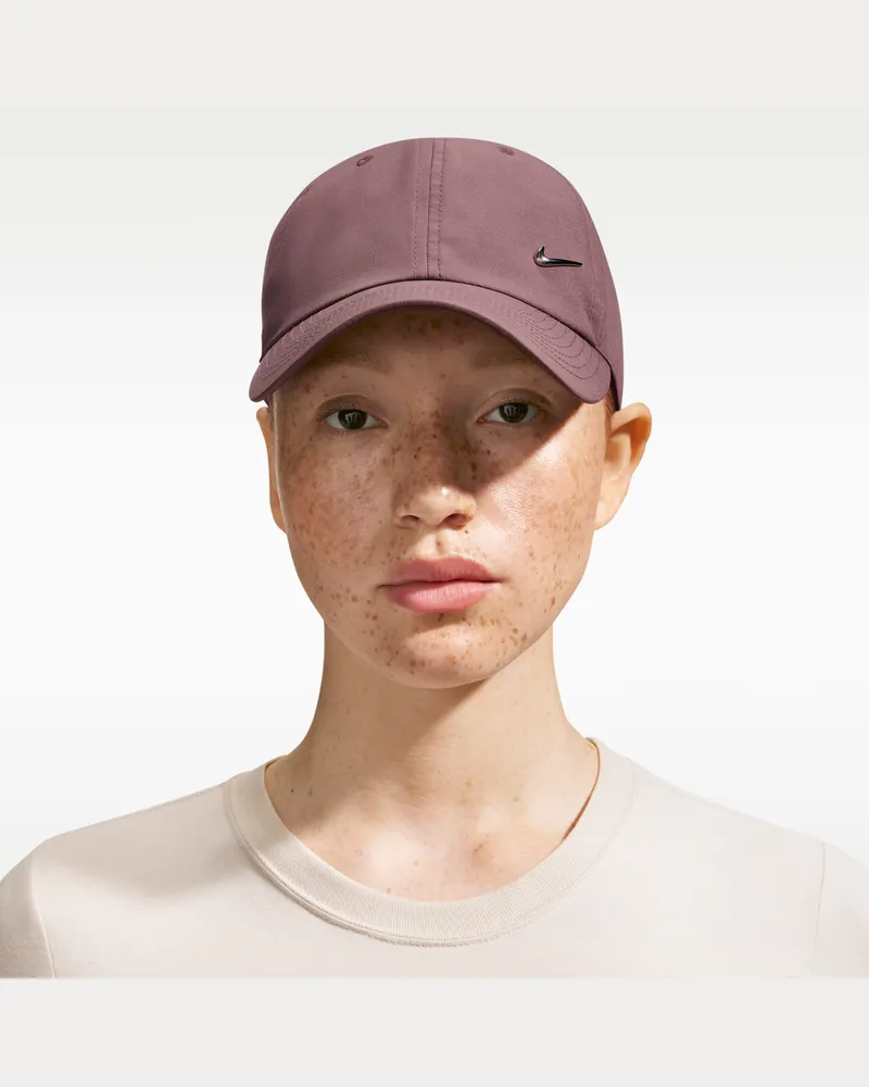 Nike Dri-FIT Club unstrukturierte Metall-Swoosh-Cap - Lila Lila