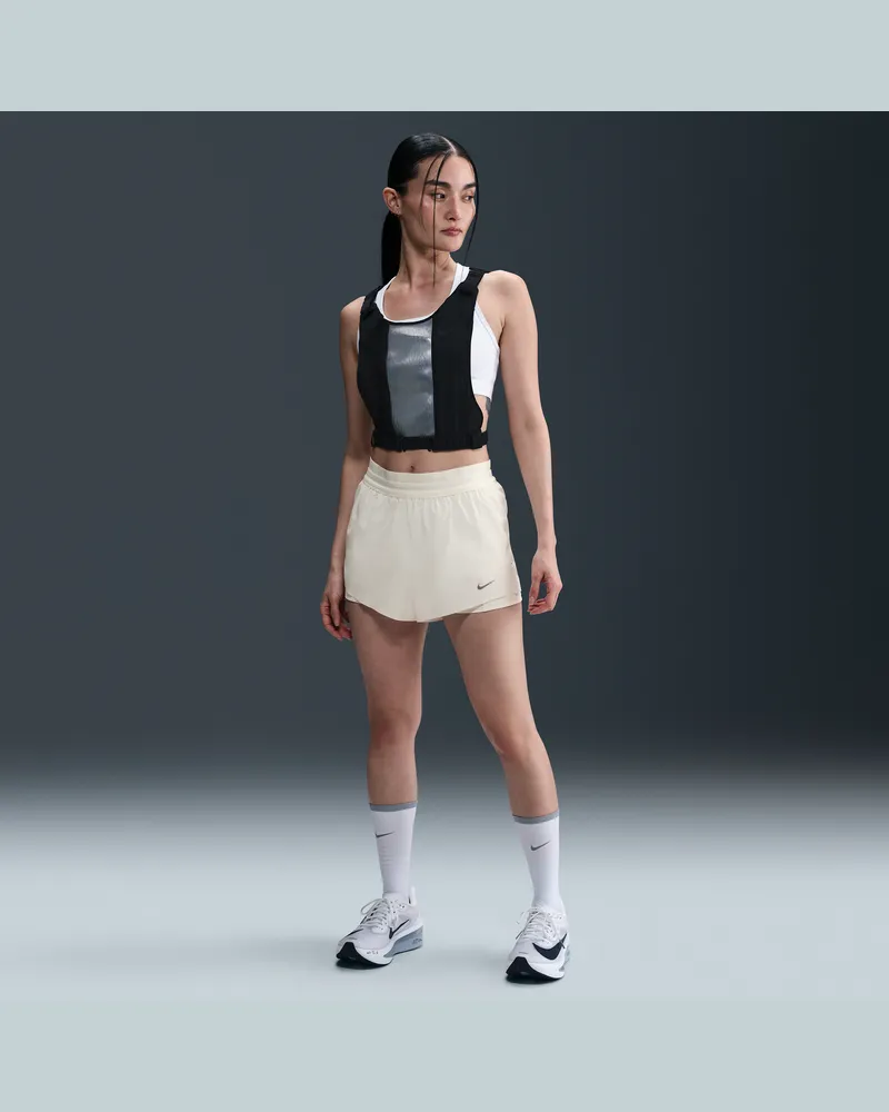 Nike Swft Dri-FIT 2-in-1-Laufshorts mit mittelhohem Bund (Damen) - Weiß Weiß
