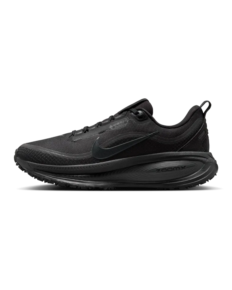 Nike Vomero 18 GORE-TEX Wasserdichter Straßenlaufschuh mit reflektierenden Designakzenten (Damen) - Schwarz Schwarz