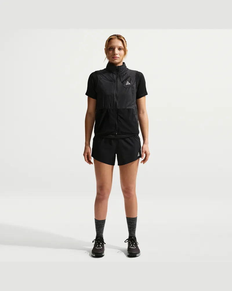 Nike ACG Dri-FIT Traillaufshorts mit Innenslip und mittelhohem Bund (Damen) - Schwarz Schwarz