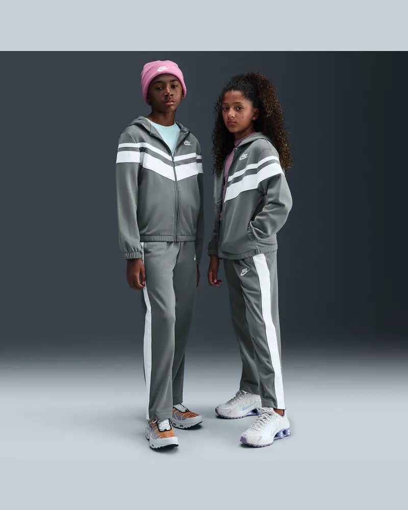 Nike Sportswear Trainingsanzug mit Kapuze und Dri-FIT-Technologie (ältere Kinder) - Grau Grau