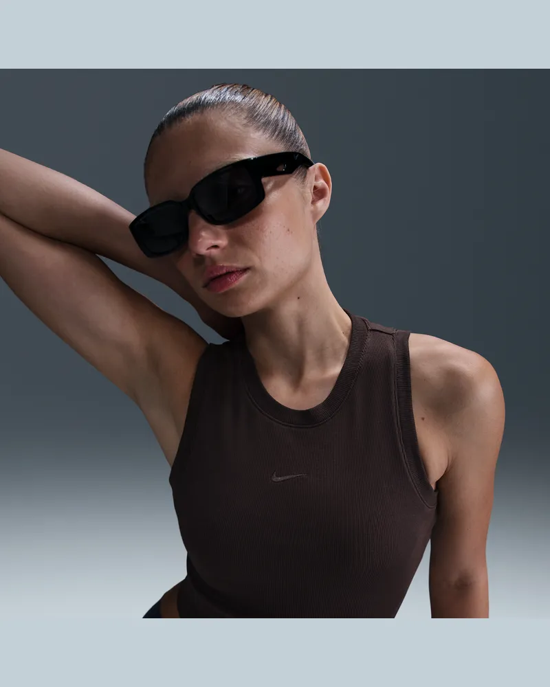 Nike Sportswear Chill Knit enges, kurz geschnittenes Mini-Rib-Tanktop für Damen - Braun Braun
