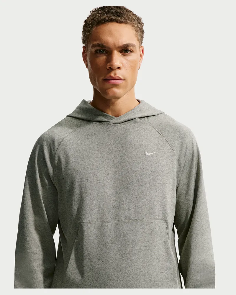 Nike Primary NanoKnit Performance-Hoodie mit Dri-FIT-Technologie und UV-Schutz für Herren - Grün Grün