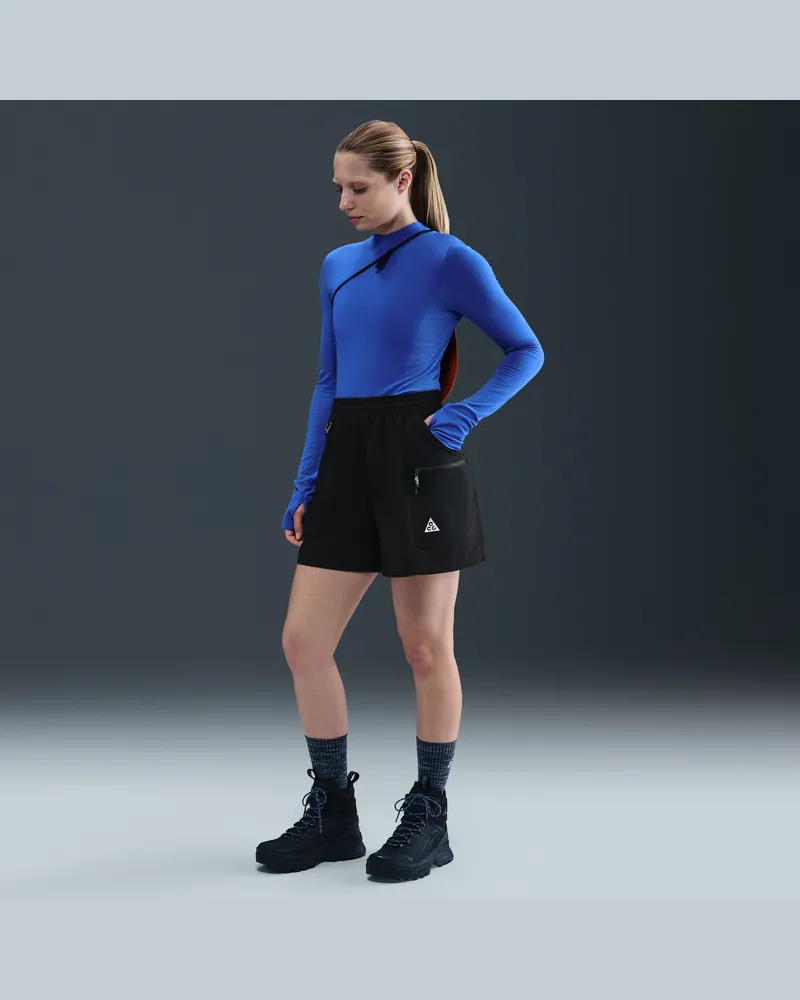 Nike ACG "Death Bloom" Shorts (Damen) - Schwarz Schwarz