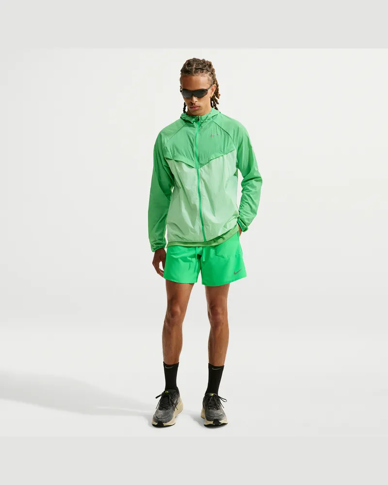 Nike Stride Dri-FIT 2-in-1-Laufshorts für Herren (ca. 18 cm) - Grün Grün