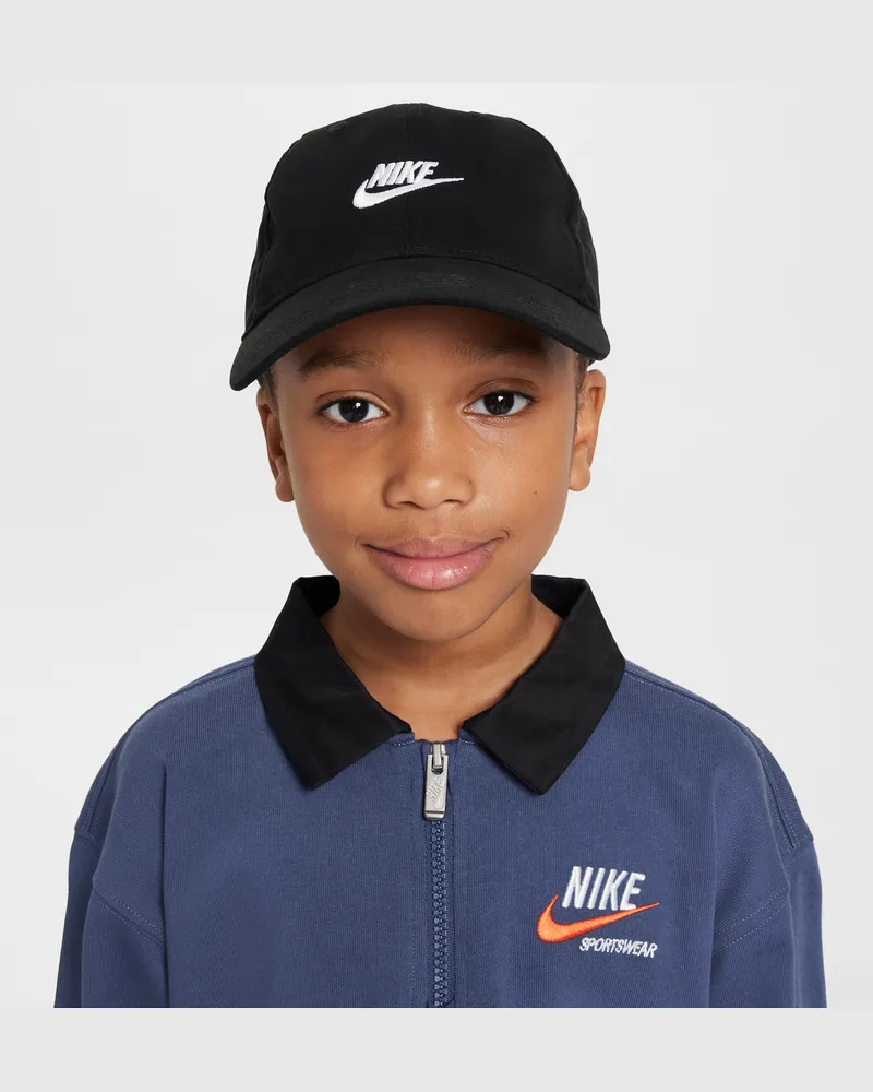 Nike Futura Cap mit gebogenem Schirm für jüngere Kinder - Schwarz Schwarz