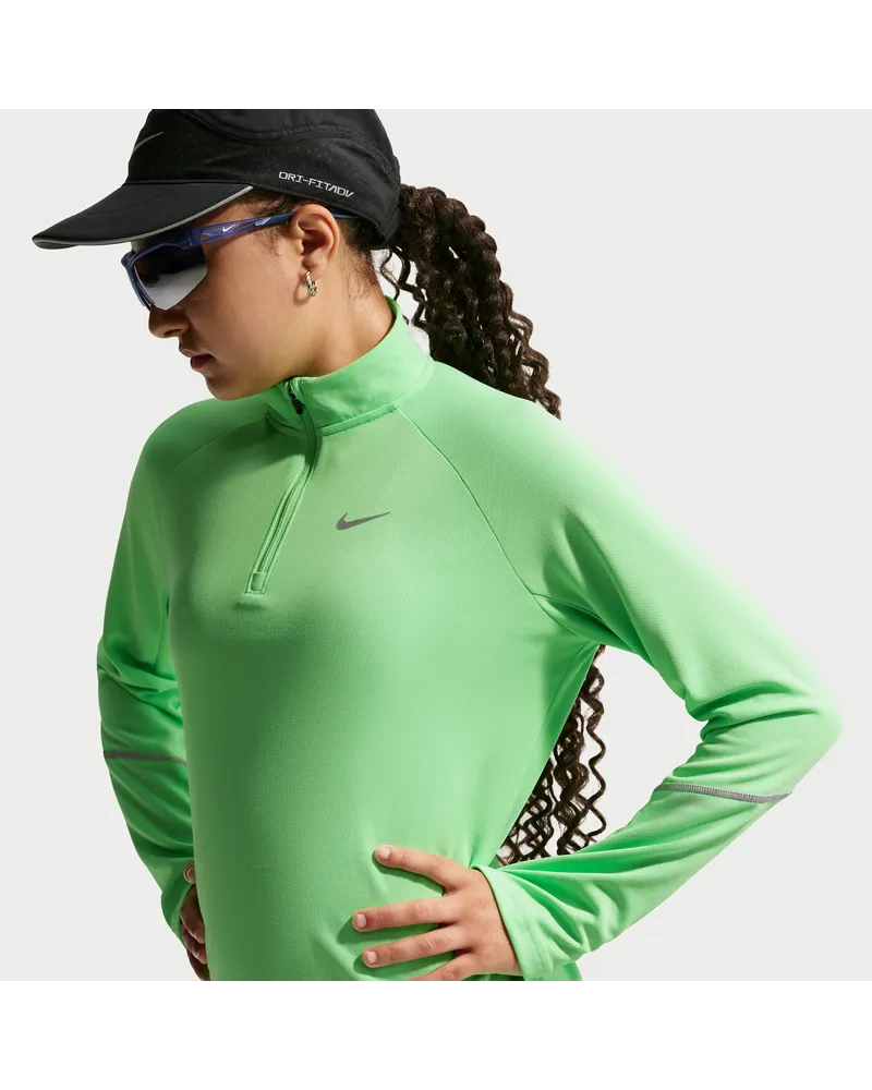 Nike Miler Dri-FIT Oberteil mit Halbreißverschluss (ältere Kinder) - Grün Grün