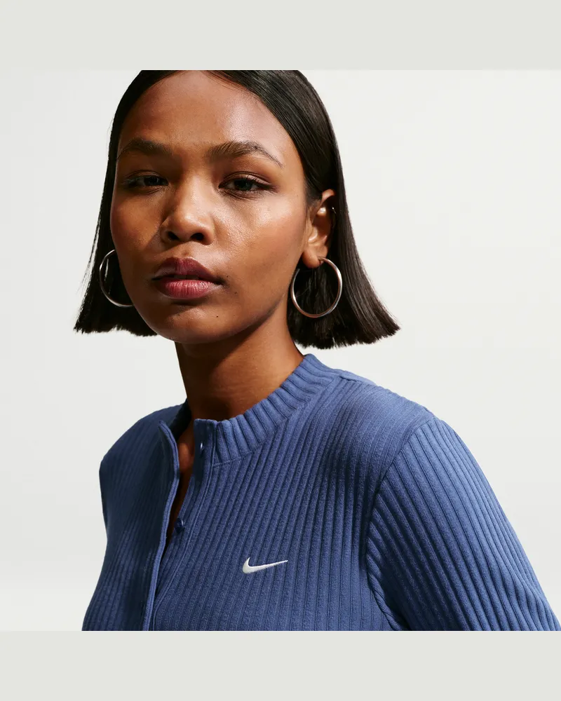 Nike Chill Knit schmal geschnittener Cardigan aus breitem Rippmaterial (Damen) - Blau Blau