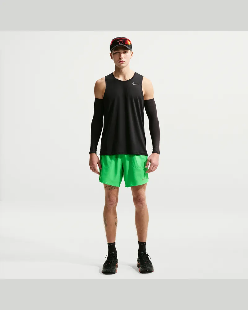 Nike Stride Dri-FIT-Laufshorts mit Futter (ca. 18 cm) (Herren) - Grün Grün