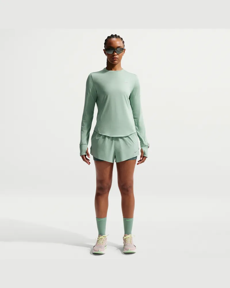 Nike Swft Dri-FIT 2-in-1-Laufshorts mit mittelhohem Bund (Damen) - Grün Grün