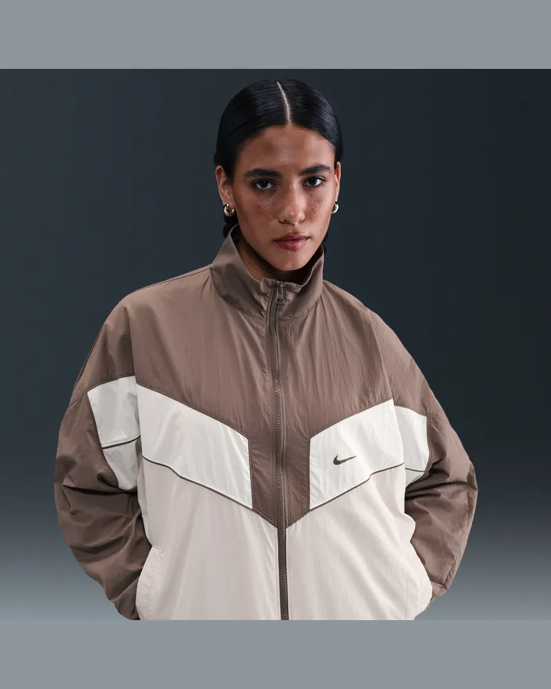 Nike Jacke aus Webmaterial (Damen) - Braun Braun