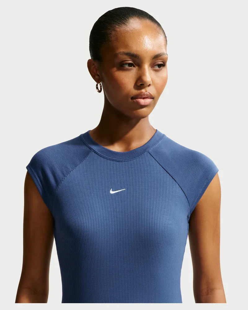 Nike Chill Knit kurzärmliges, eng geschnittenes Ripp-Oberteil (Damen) - Blau Blau
