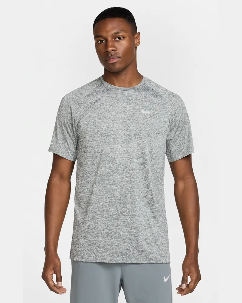 Nike Stride Dri-FIT ADV Kurzarm-Laufoberteil (Herren) - Grau Grau