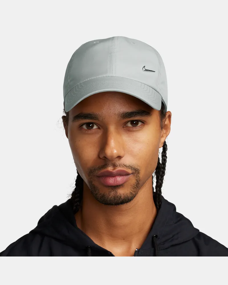Nike Dri-FIT Club unstrukturierte Metall-Swoosh-Cap - Grau Grau