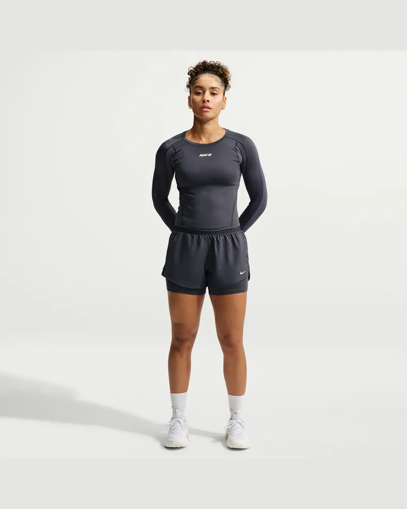 Nike One Dri-FIT 2-in-1-Shorts mit mittelhohem Taillenbund für Damen (ca. 7,5 cm) - Grau Grau