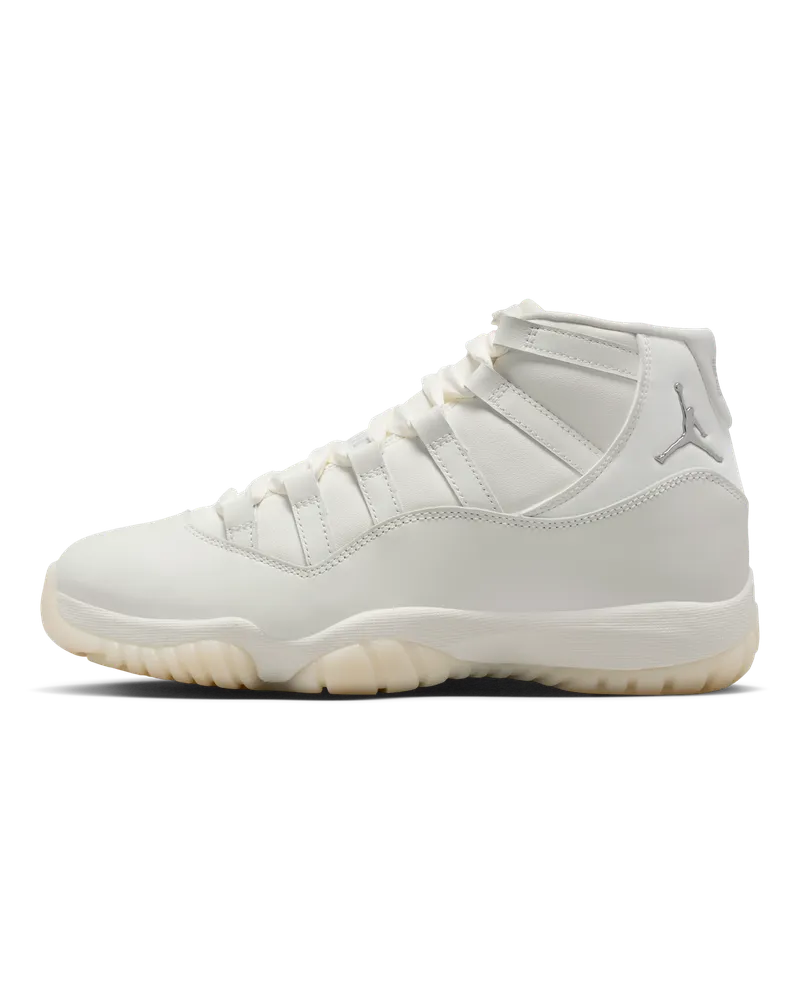 Jordan Air  11 Retro "Pearl" Damenschuh - Weiß Weiß