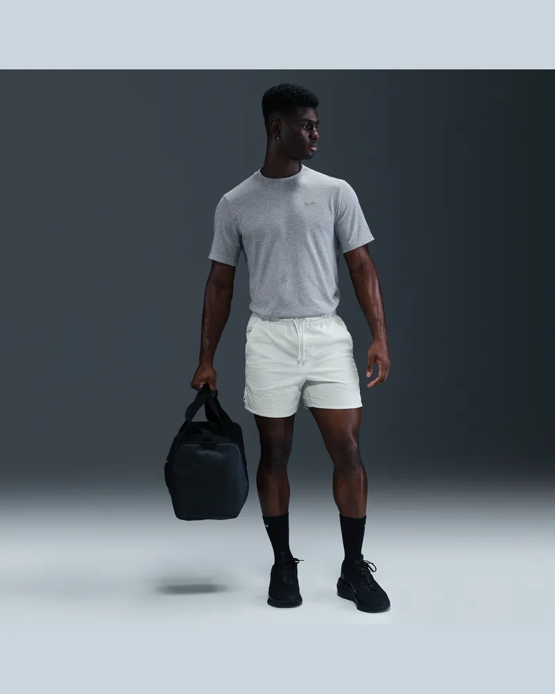 Nike Unlimited vielseitige Dri-FIT Seersucker Shorts ohne Futter (Herren, ca. 12,5 cm) - Grau Grau