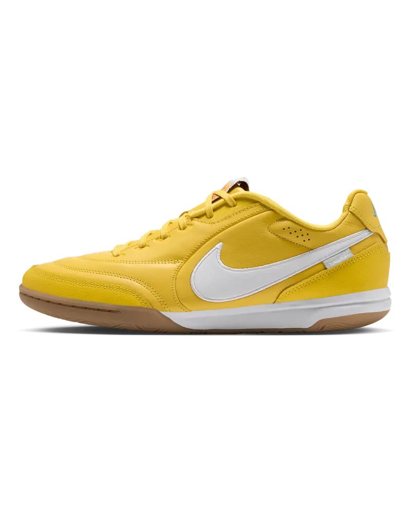 Nike Tiempo Streetgato "Joga Bonito" Low-Top Fußballschuh für Hallen- und Hartplätze - Gelb Gelb