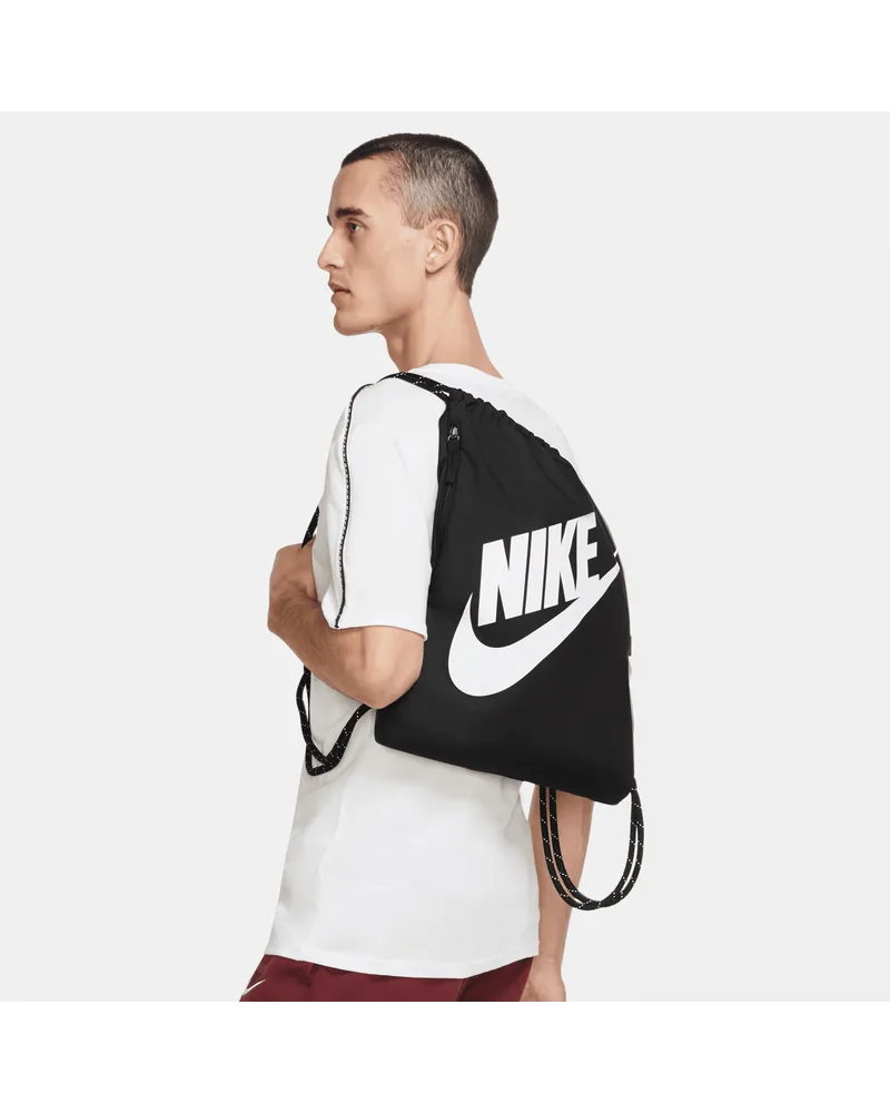 Nike Heritage Tasche mit Kordelzug (13 l) - Schwarz Schwarz