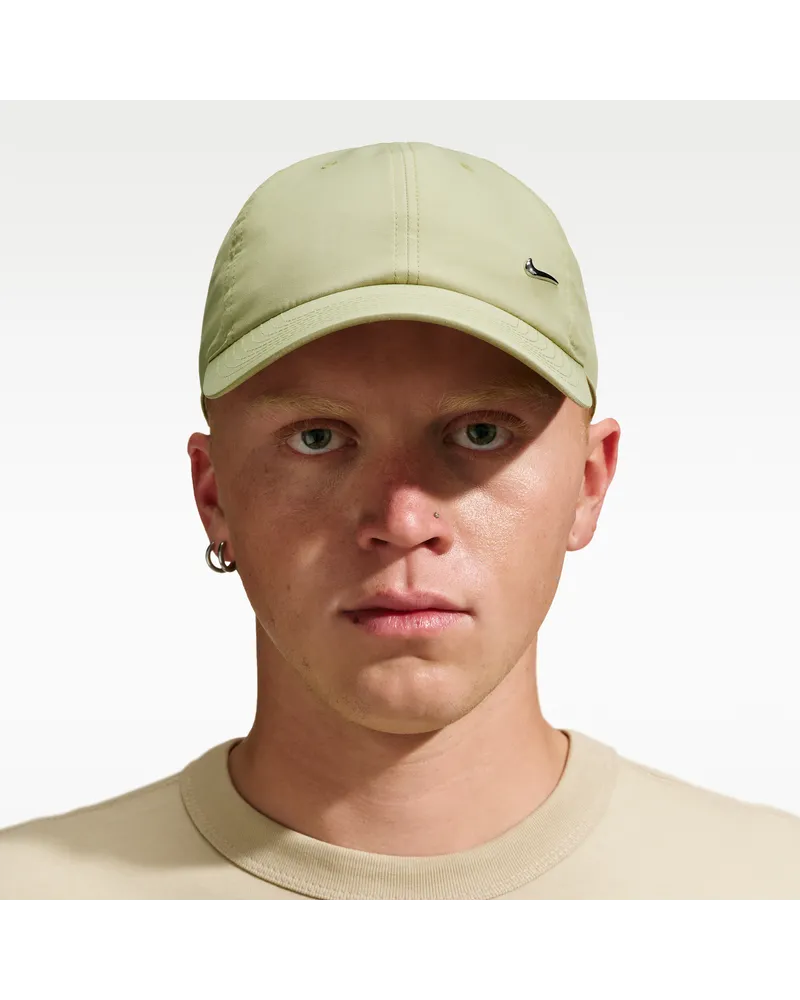 Nike Dri-FIT Club unstrukturierte Metall-Swoosh-Cap - Braun Braun