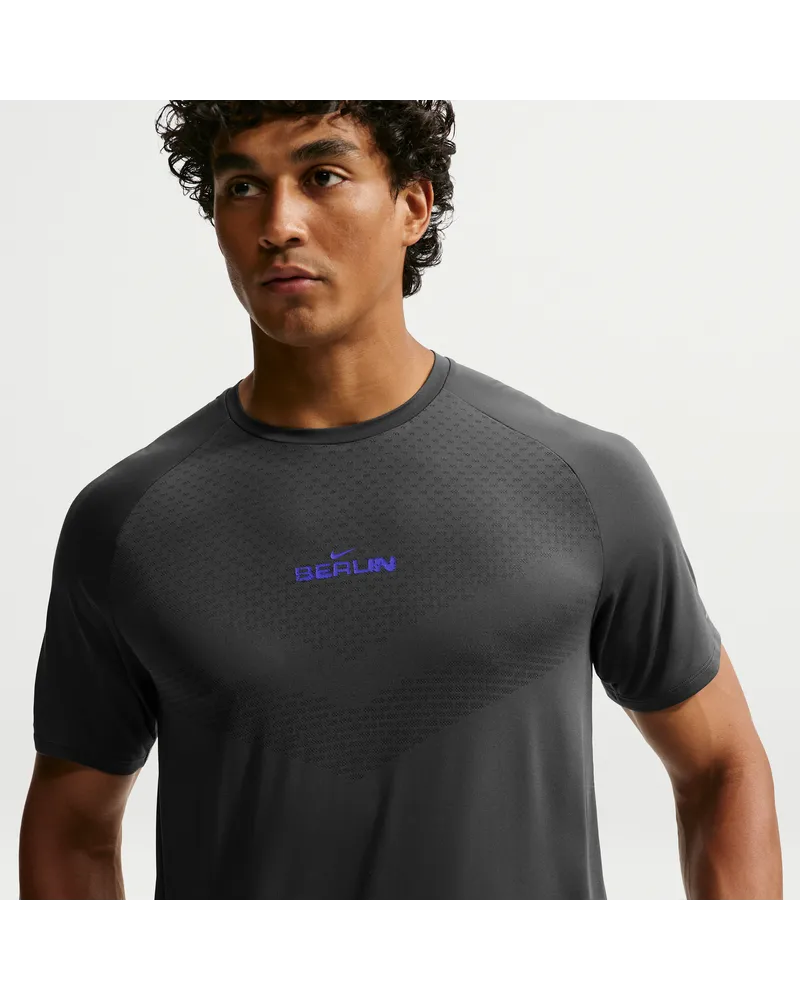 Nike Stride Dri-FIT ADV Kurzarm-Laufoberteil (Herren) - Grau Grau