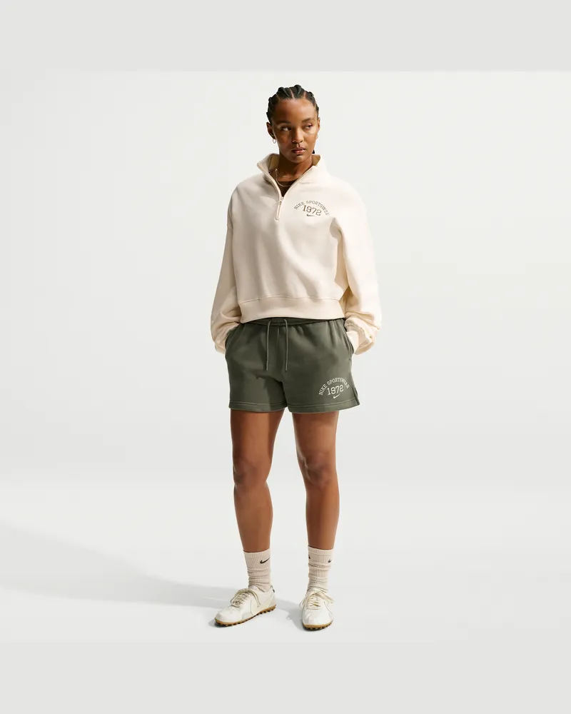 Nike Studio Fleece-Shorts aus mittelschwerem Material (Damen) - Grün Grün