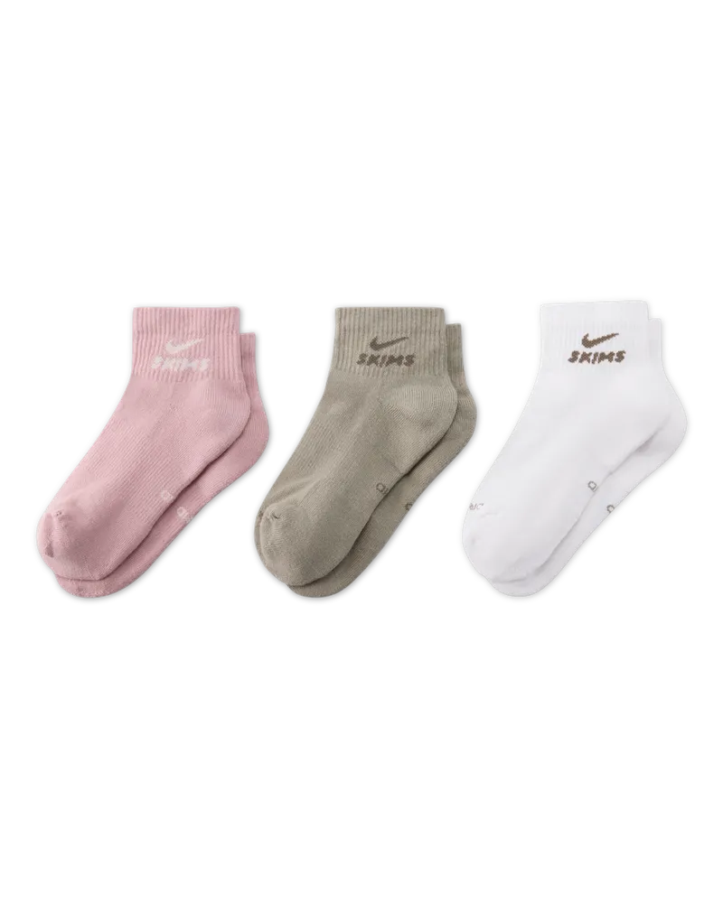 Nike SKIMS Dri-FIT viertellange Socken (Damen, 3 Paar) - Braun Braun