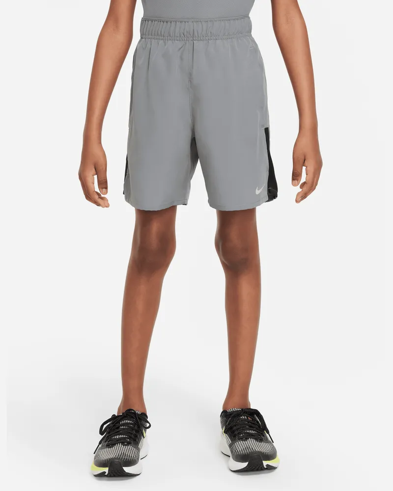 Nike Dri-FIT Challenger Trainingsshorts für ältere Kinder (Jungen) - Grau Grau