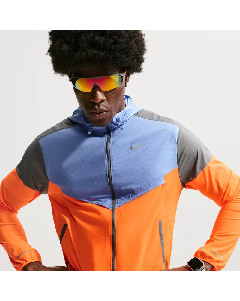 Nike Impossibly Light Windrunner Laufjacke (Herren) - Orange Orange