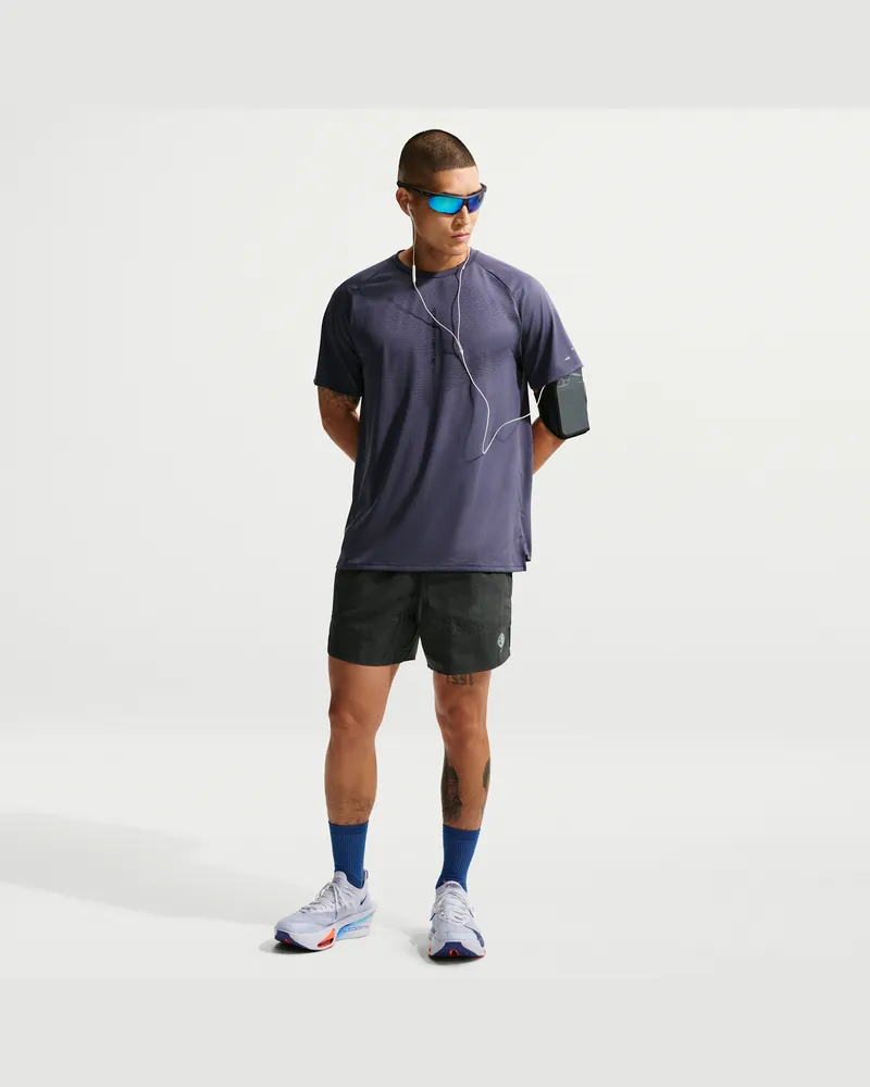 Nike Stride Herren-Laufshorts mit Slip und reflektierenden Akzenten (ca. 13 cm) - Schwarz Schwarz