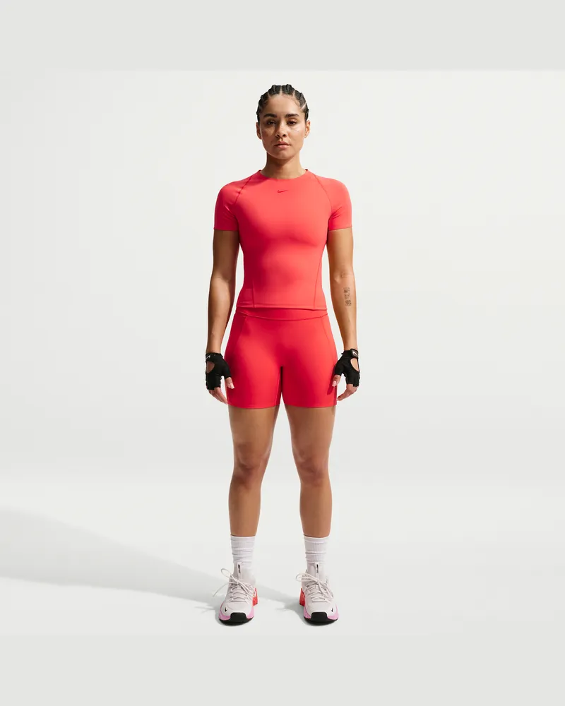 Nike Universa Bike Shorts mit hohem Bund und ohne Frontnaht (Damen, ca. 12,5 cm) - Rot Rot