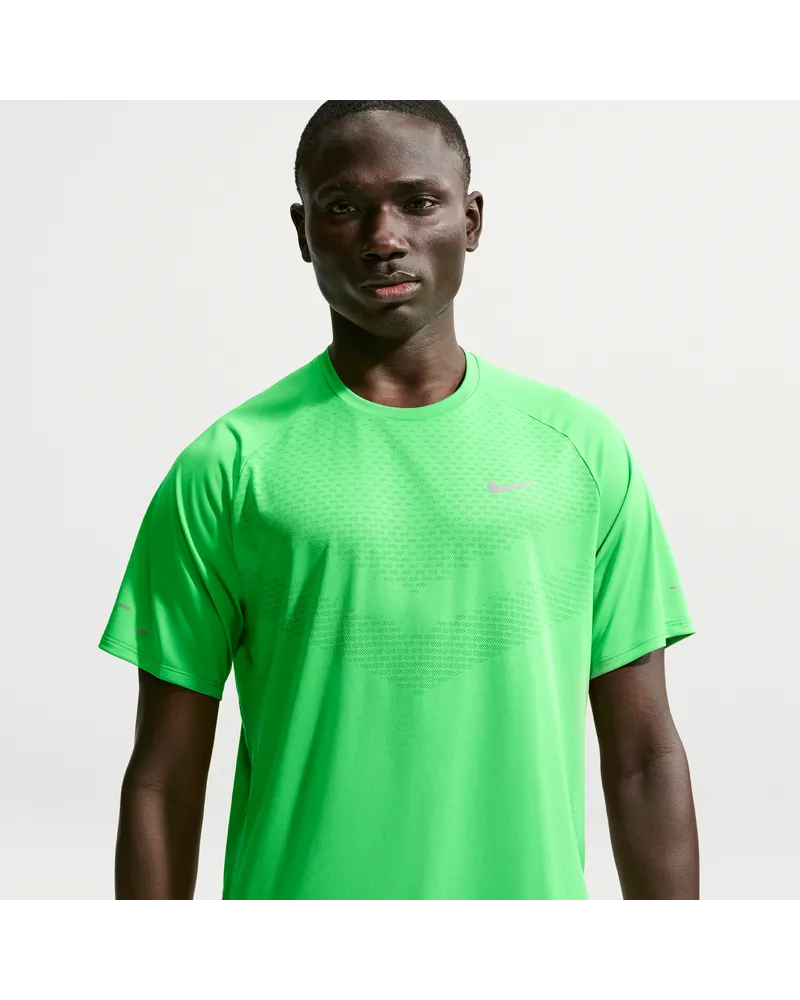 Nike Stride Dri-FIT ADV Kurzarm-Laufoberteil (Herren) - Grün Grün