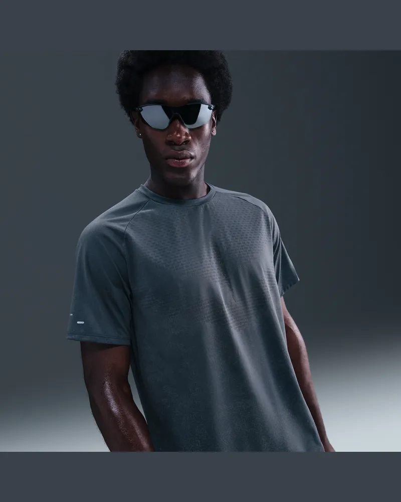 Nike Stride Dri-FIT ADV Kurzarm-Laufoberteil mit reflektierenden Akzenten (Herren) - Blau Blau