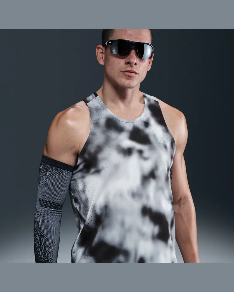 Nike Running Division Breathe Dri-FIT ADV Lauf-Tanktop (Herren) - Schwarz Schwarz
