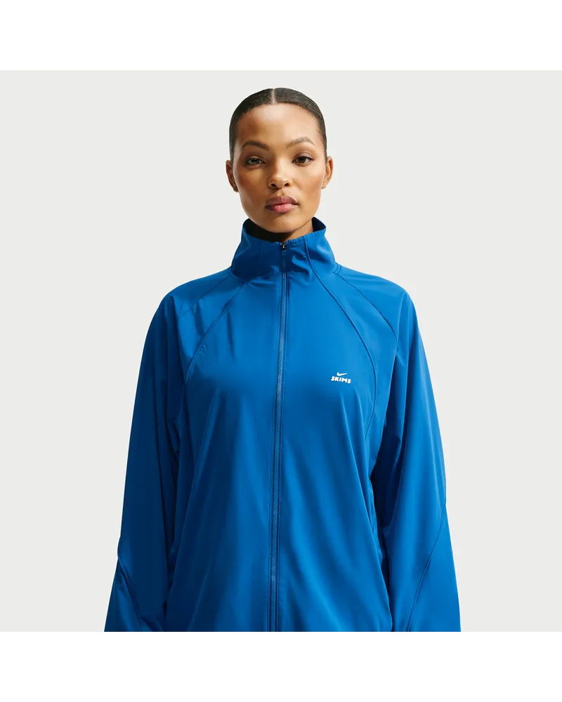 Nike SKIMS Stretch Nylon Oversize-Jacke (Damen) - Blau Blau