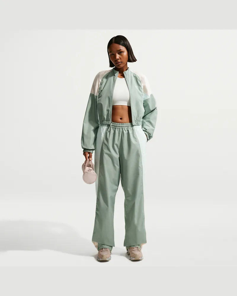 Nike Oversized-Trainingshose mit mittelhohem Bund (Damen) - Grün Grün